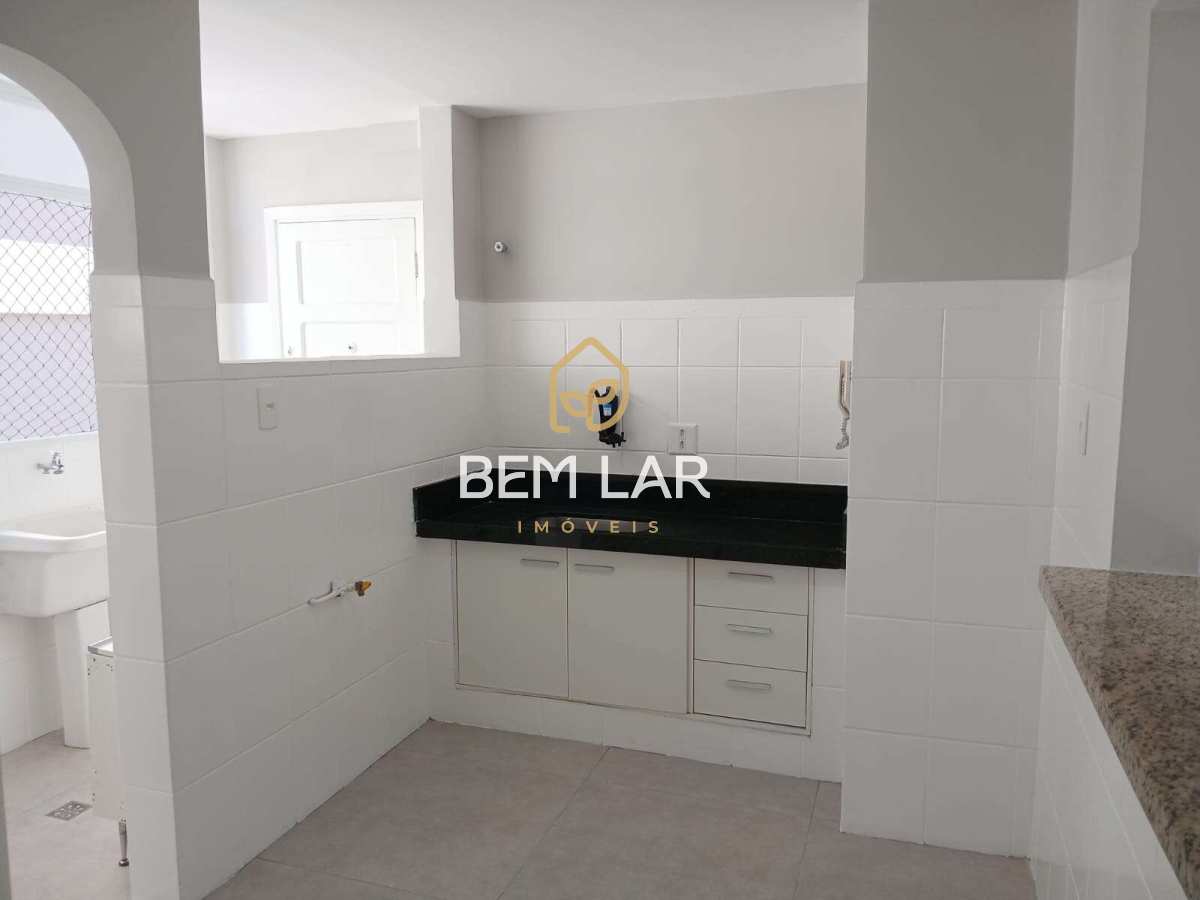  - Apartamento à venda em Santos, Gonzaga, com 2 quartos, 75m²