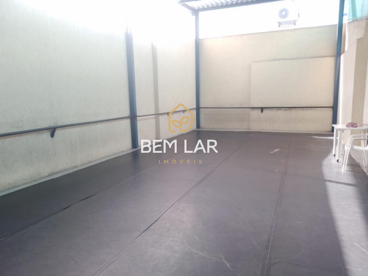  - Sobrado com 4 quartos, 198m², à venda em Santos, Vila Belmiro