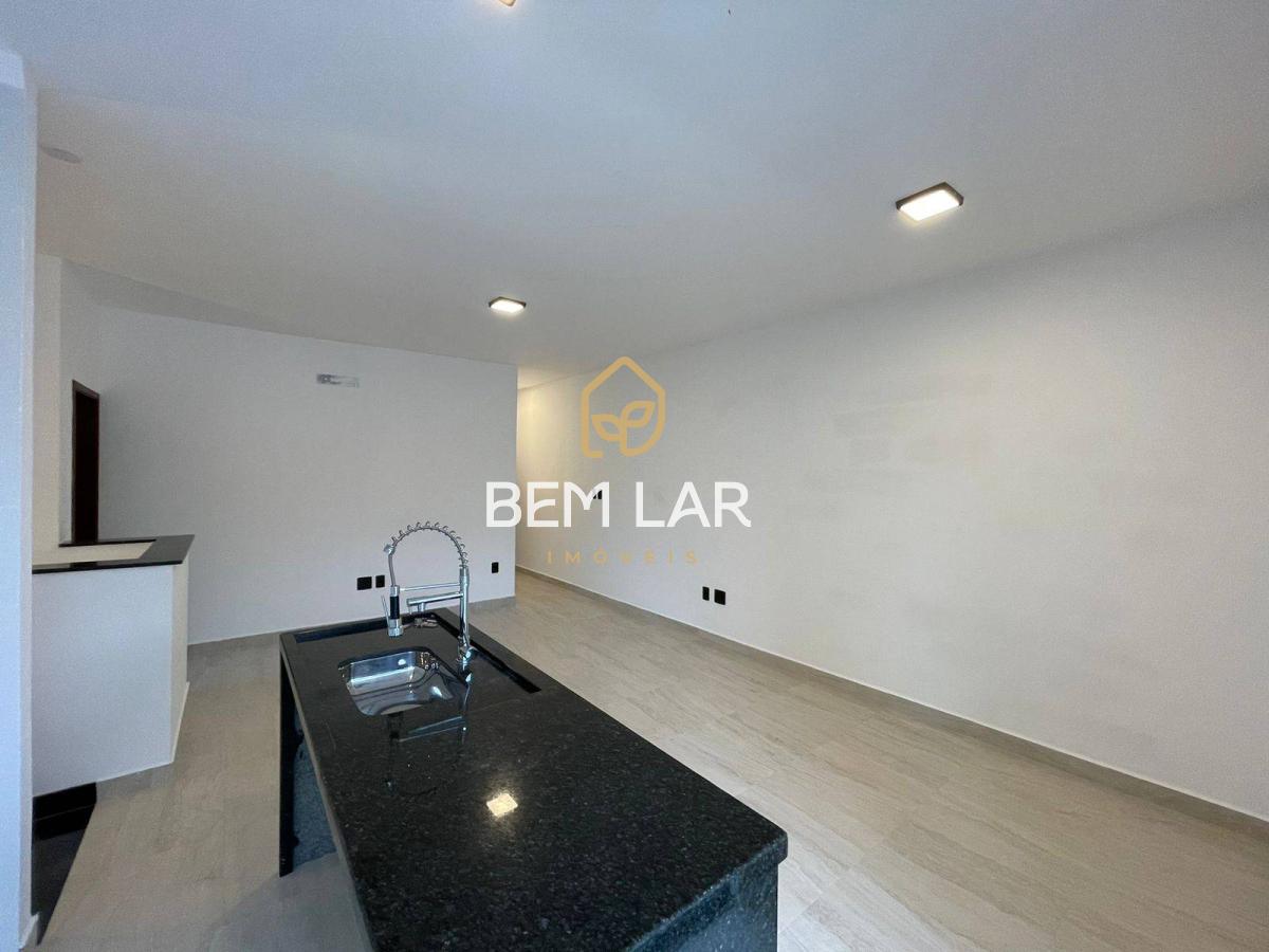 Casa à venda com 3 quartos, 124m² - vila Belmiro,
