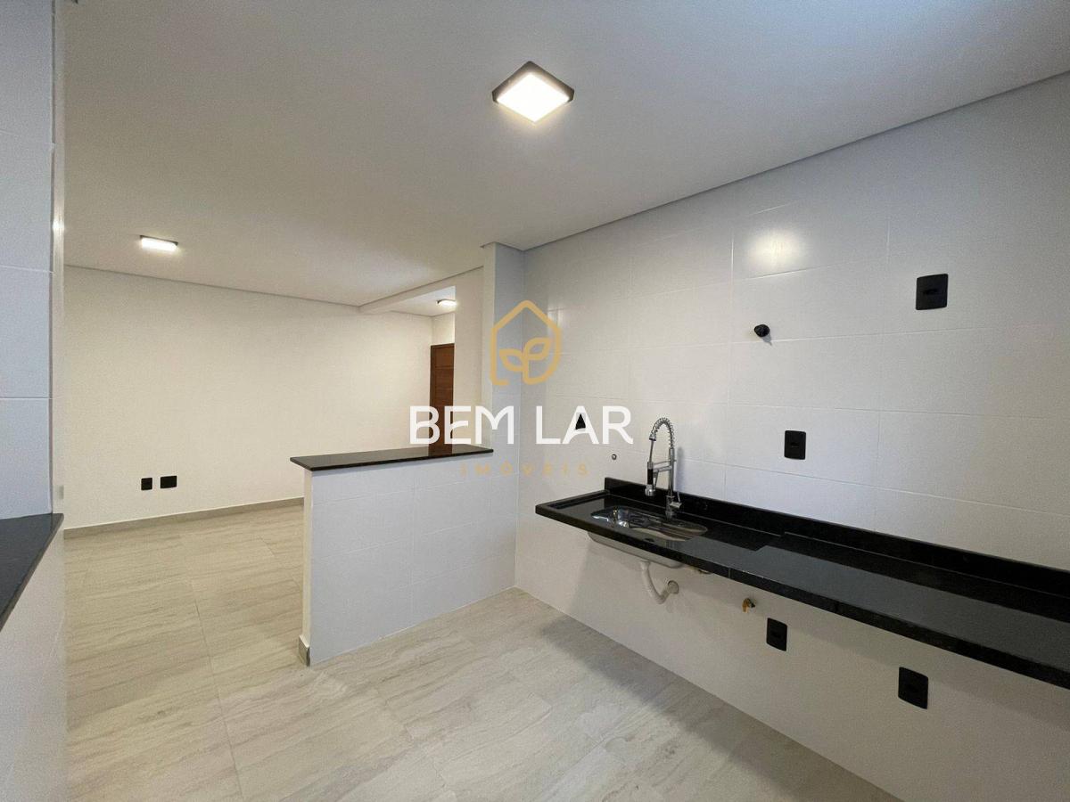 Casa à venda com 3 quartos, 124m² - ,