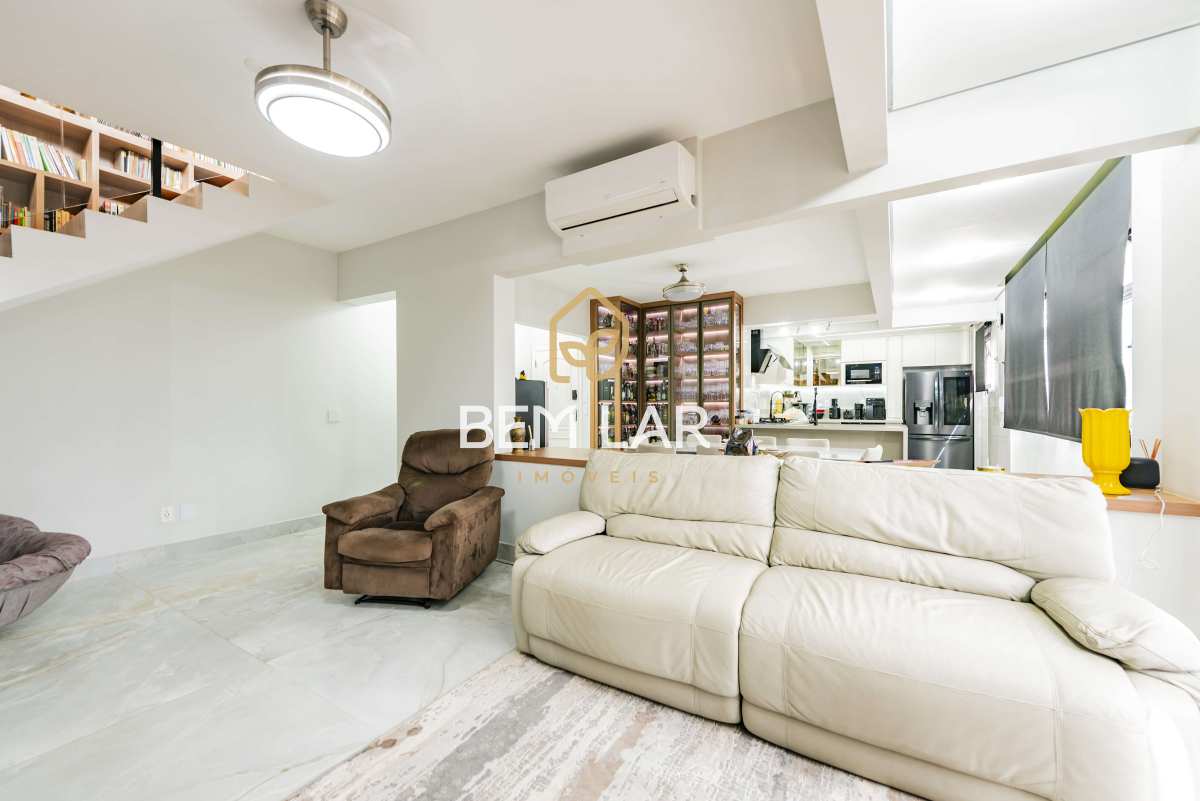 Cobertura à venda com 3 quartos, 357m² - ,