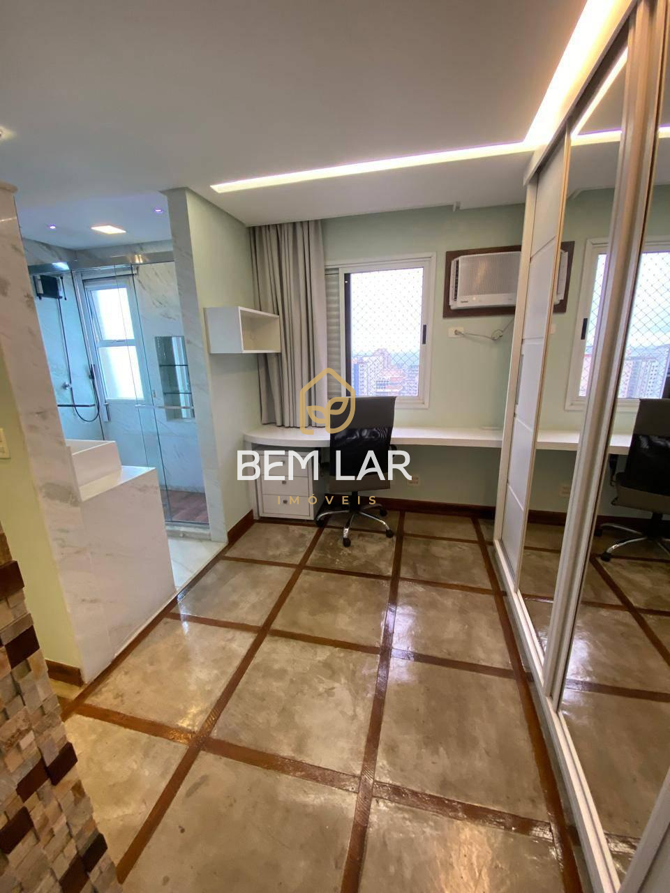 Apartamento à venda com 2 quartos - ,