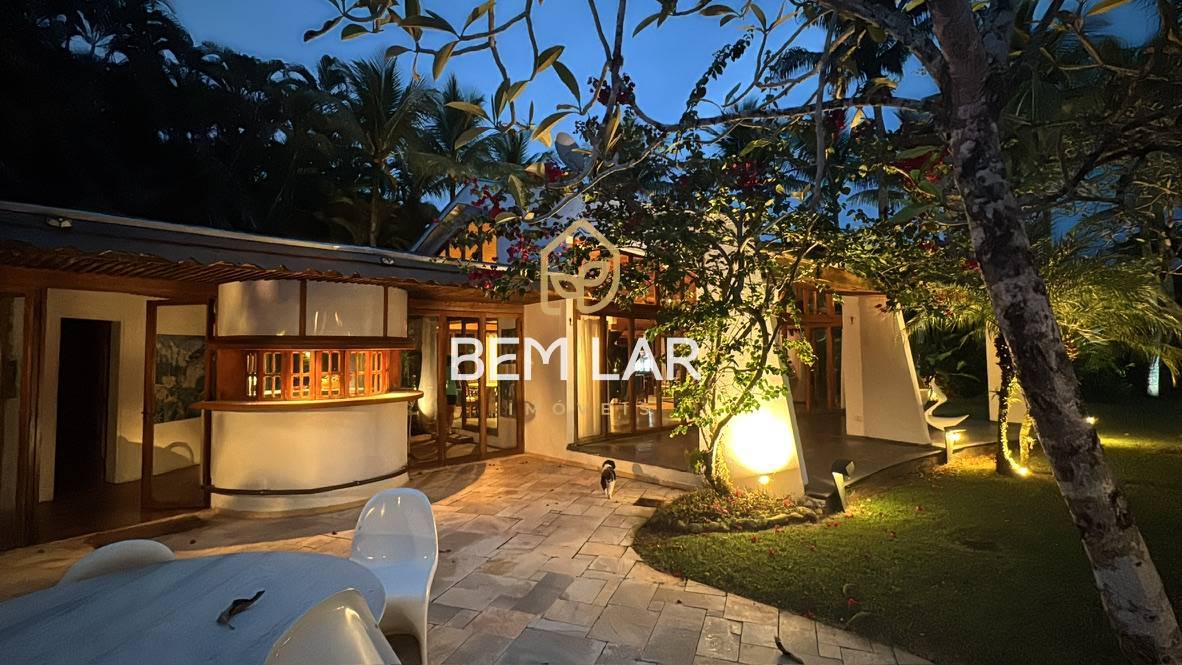 Casa de condomínio à venda com 5 quartos - ,